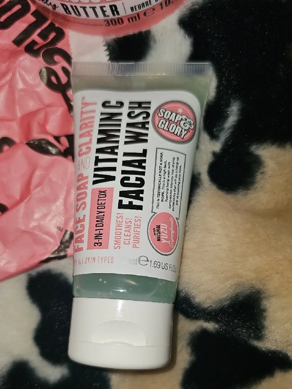 Soap & Glory Pink Bath & Body Gift Set — Pink With With Storage Tin And Lid.